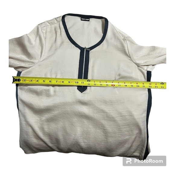 Gerry Weber silky blouse in cream and ink - Picture 2 of 3